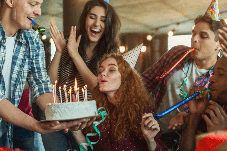 10 idees de cadeaux cool pour surprendre vos amis lors de leur anniversaire